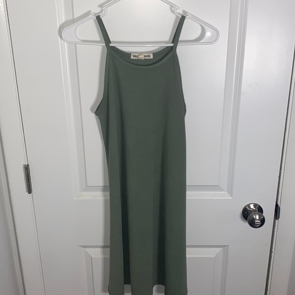 Summmer dress - Picture 1 of 4